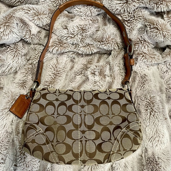 Coach Purse - Picture 2 of 5